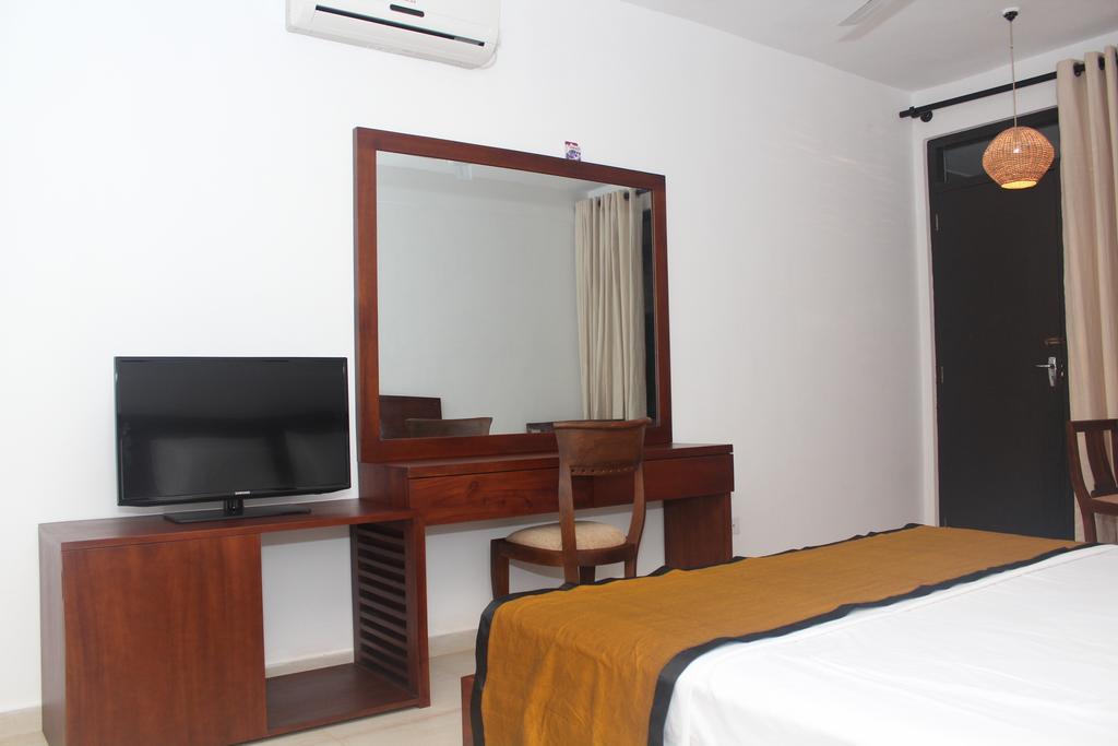 Готель Hideaway Хіккадува Номер фото